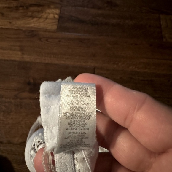 Kathy Ireland White Lace Push Up Wired Bra - Picture 4 of 4